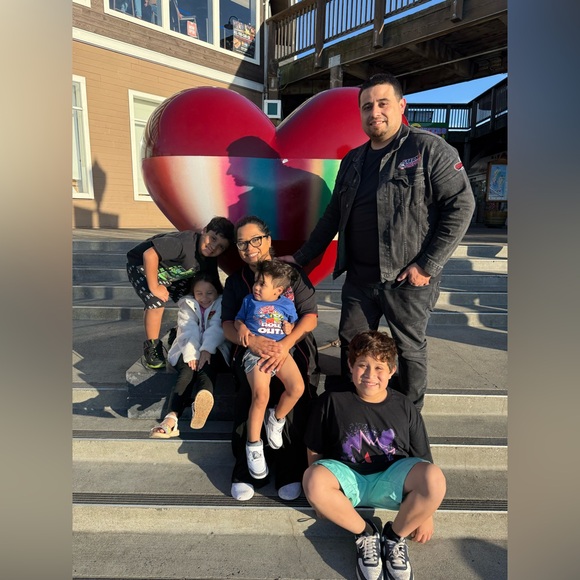 Meet your Posher, Jessica - Picture 2 of 8